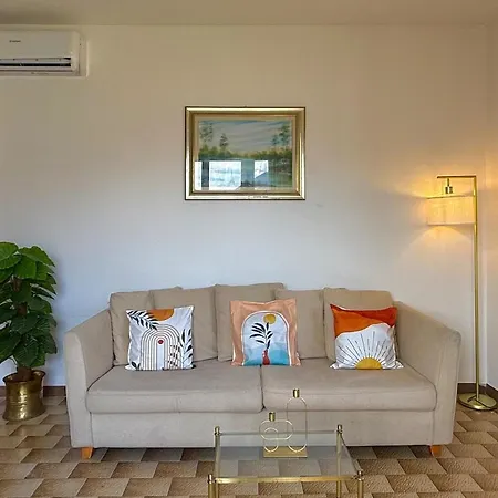 Apartment Maisons San Siro, A Due Passi Dalla *